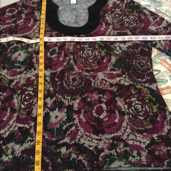 Dress Barn multi colored top - Picture 6 of 6